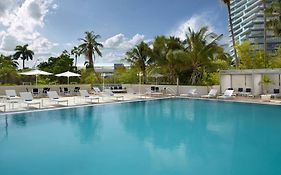 Courtyard Coconut Grove Hotel 3*